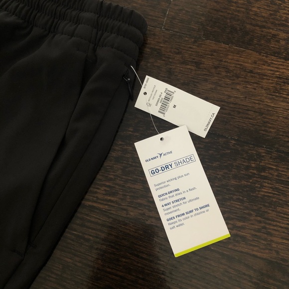 Old Navy Hybrid jogger shorts (New with tags) - Picture 2 of 3